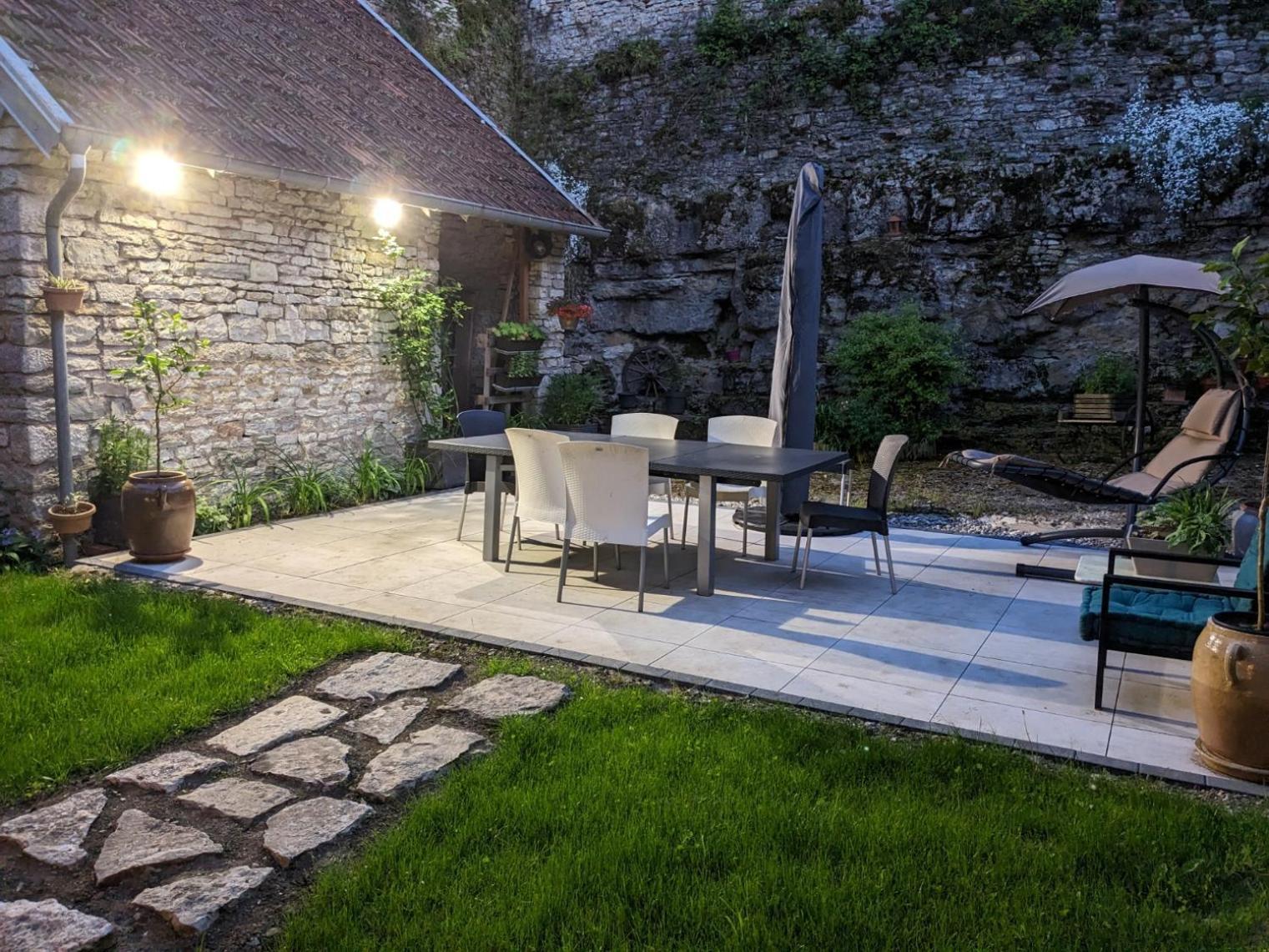 Bed and Breakfast Le P'Tit Relai Montbozon Esterno foto